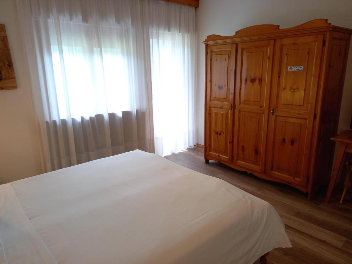 Albergo Scoiattolo فالكادي المظهر الخارجي الصورة