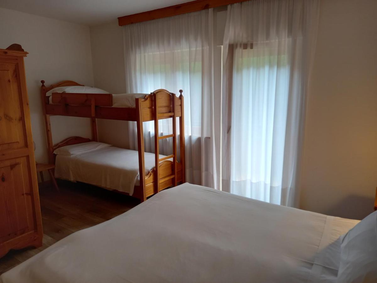 Albergo Scoiattolo فالكادي المظهر الخارجي الصورة