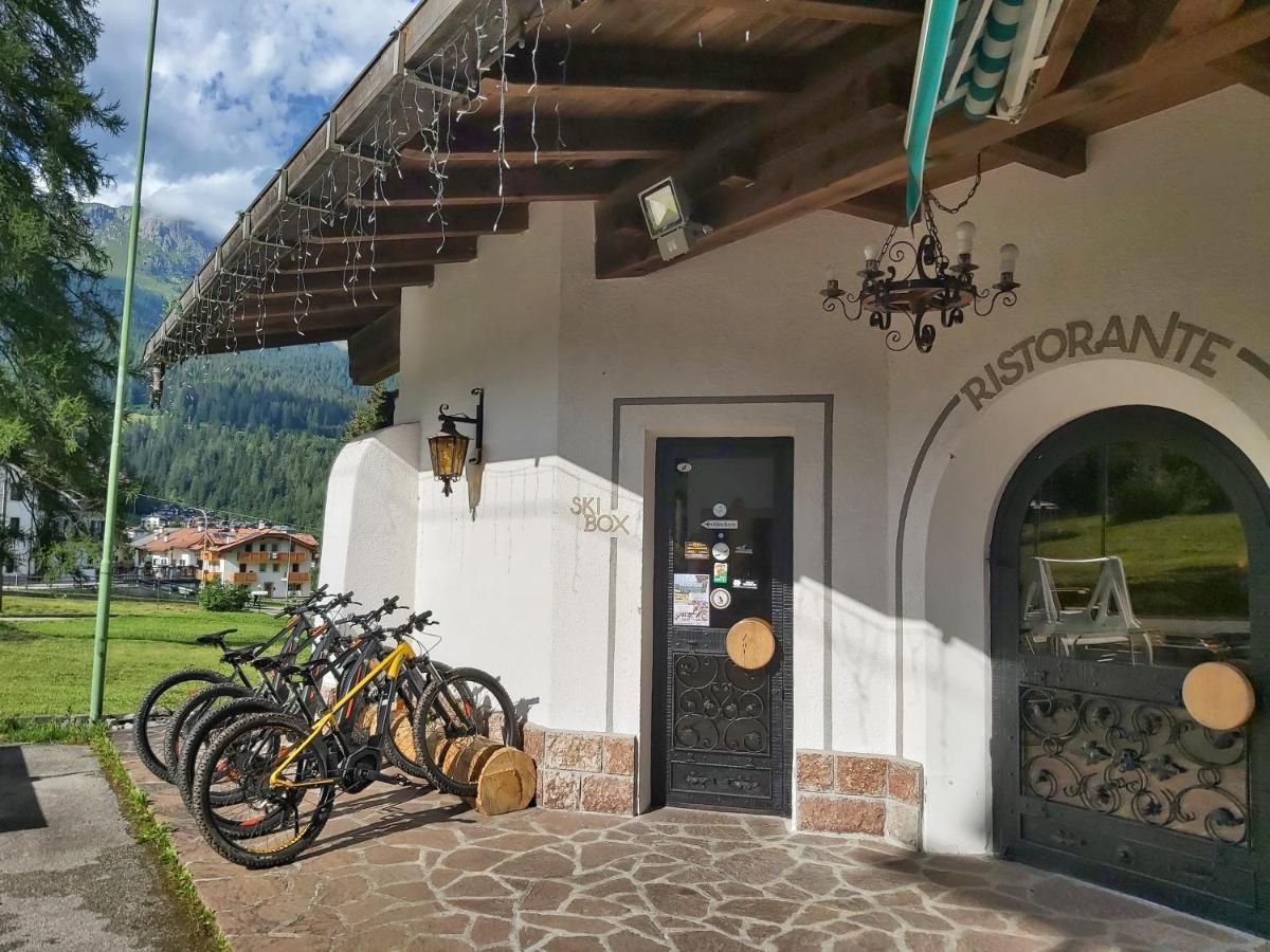 Albergo Scoiattolo فالكادي المظهر الخارجي الصورة