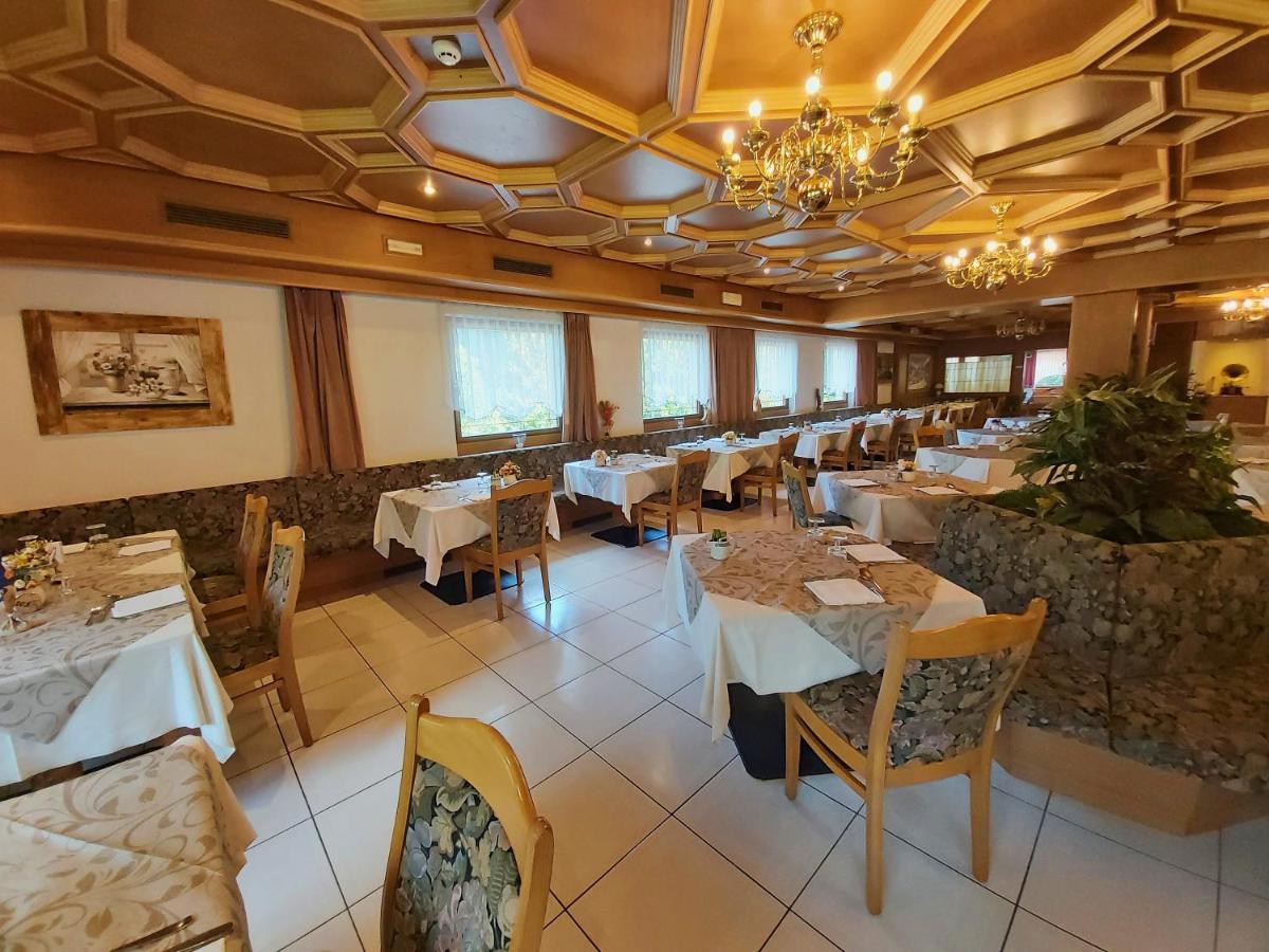 Albergo Scoiattolo فالكادي المظهر الخارجي الصورة