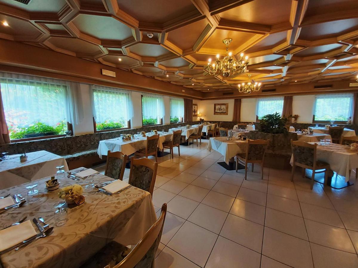 Albergo Scoiattolo فالكادي المظهر الخارجي الصورة